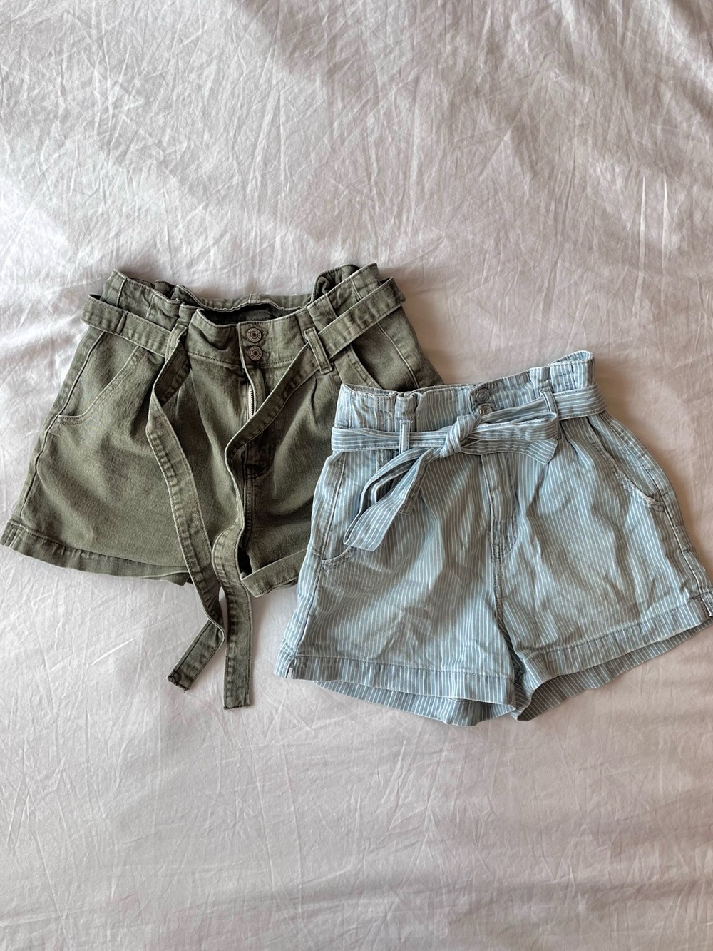 2 American Eagle Outfitters High-Waist Shorts